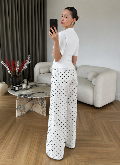Black Muvvin T-shirt with Draped Sides-white