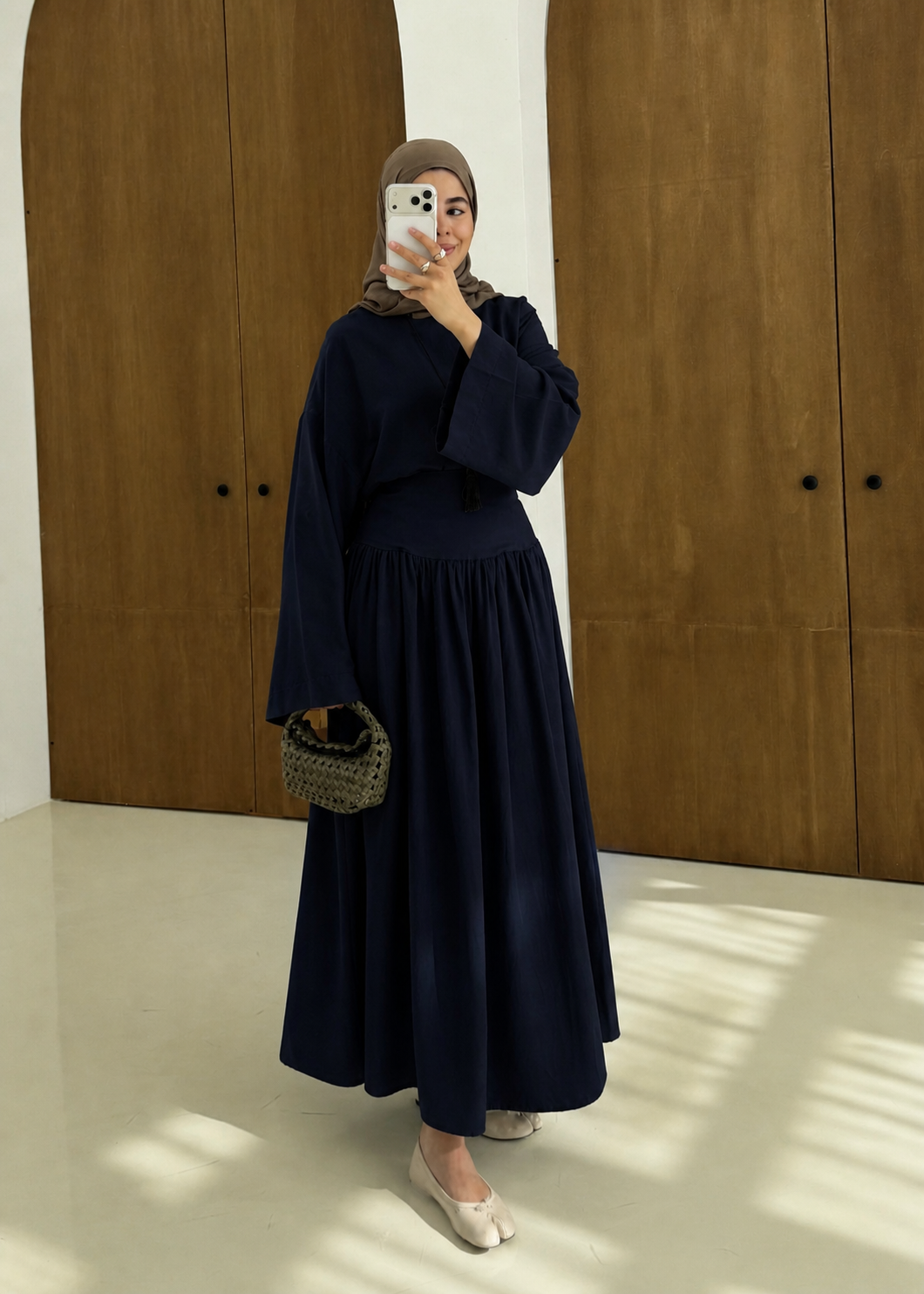 Wide sleeve blouse, High-waisted skirt with flowy silhouette Two-Piece Set - navy blue