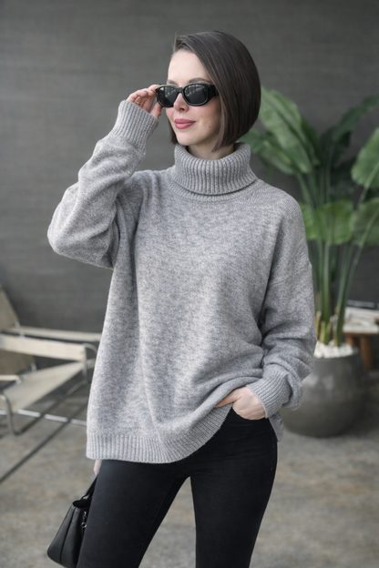 High-neck wool jumper