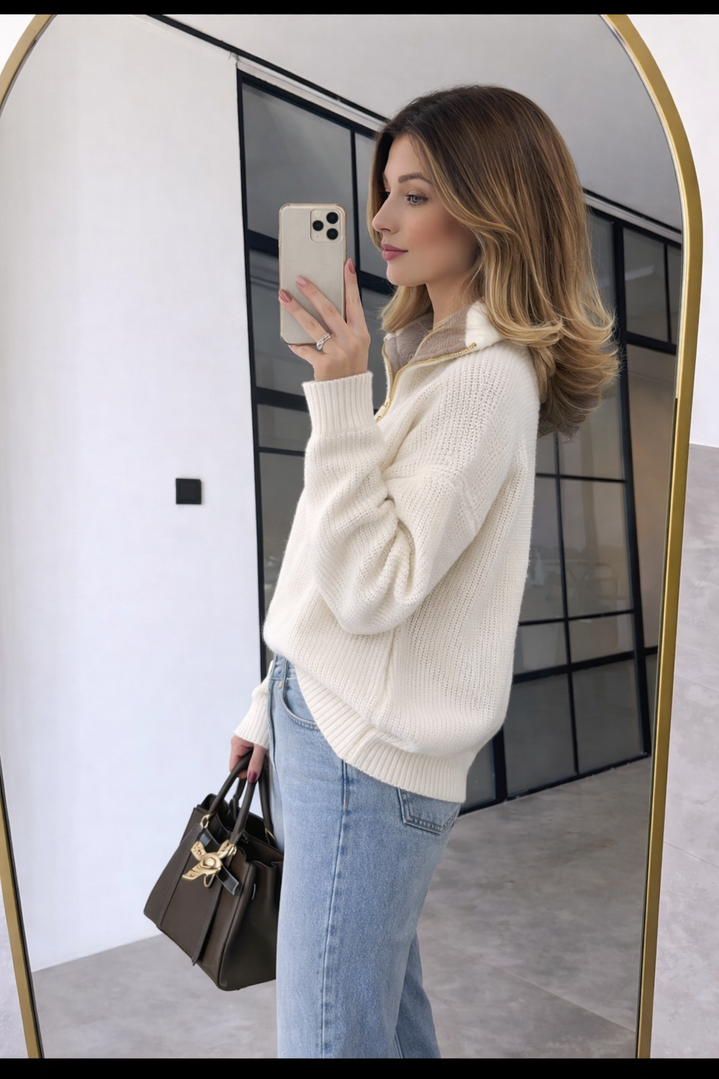 Network knitted jumper