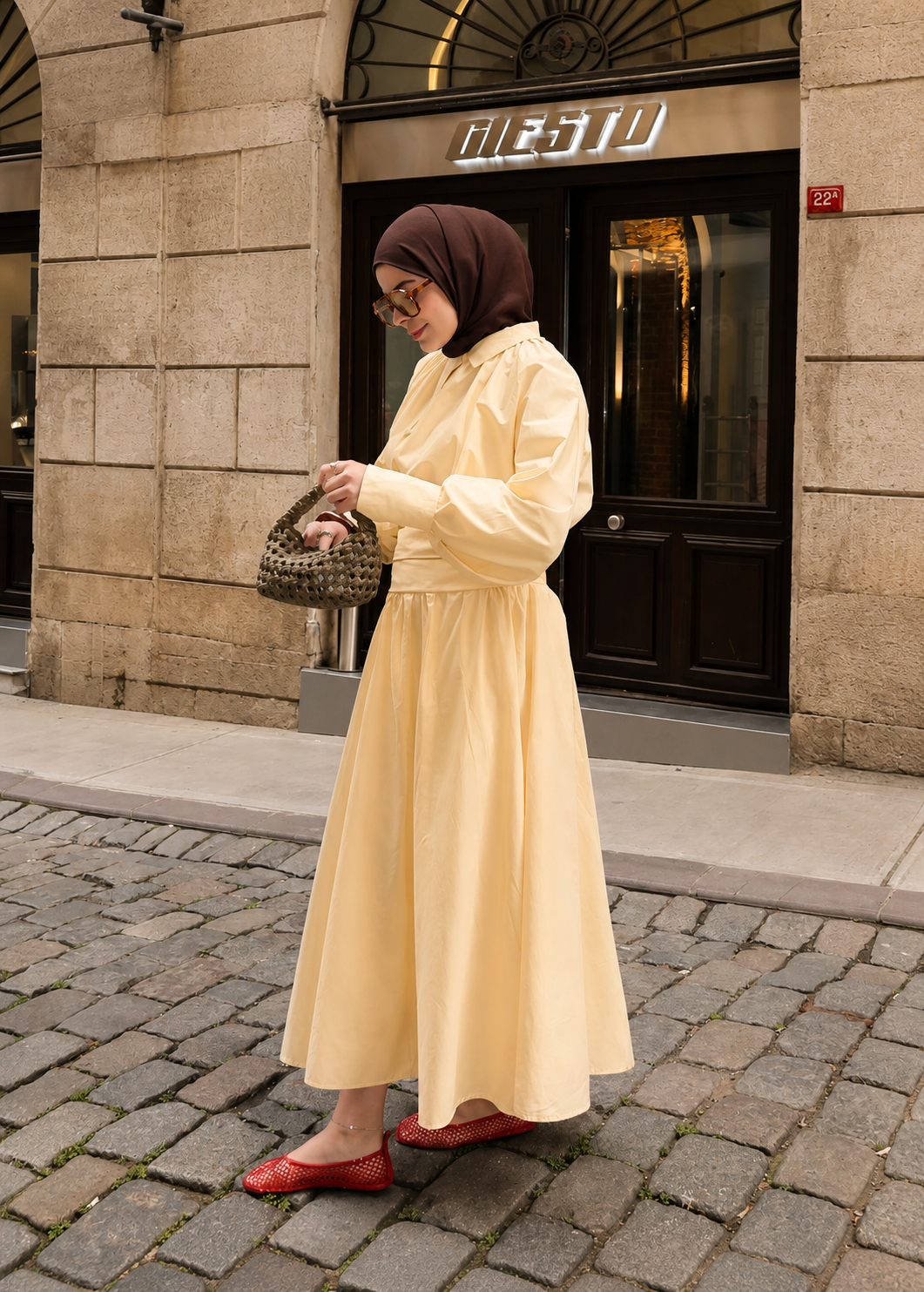 Waist-Fitting Premium Two-Piece Set - butter yellow
