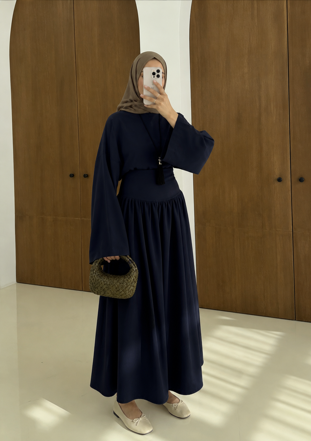 Wide sleeve blouse, High-waisted skirt with flowy silhouette Two-Piece Set - navy blue
