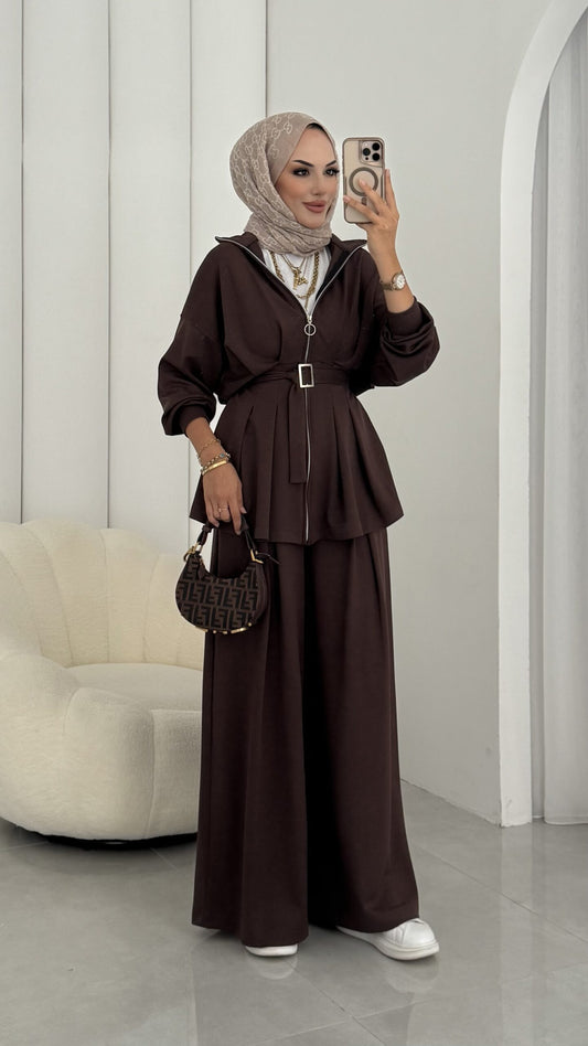 Soft-touch oysho fabric belted jacket, Wide-leg pleated trouser co-ord set