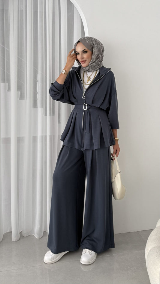 Soft-touch oysho fabric belted jacket, Wide-leg pleated trouser co-ord set