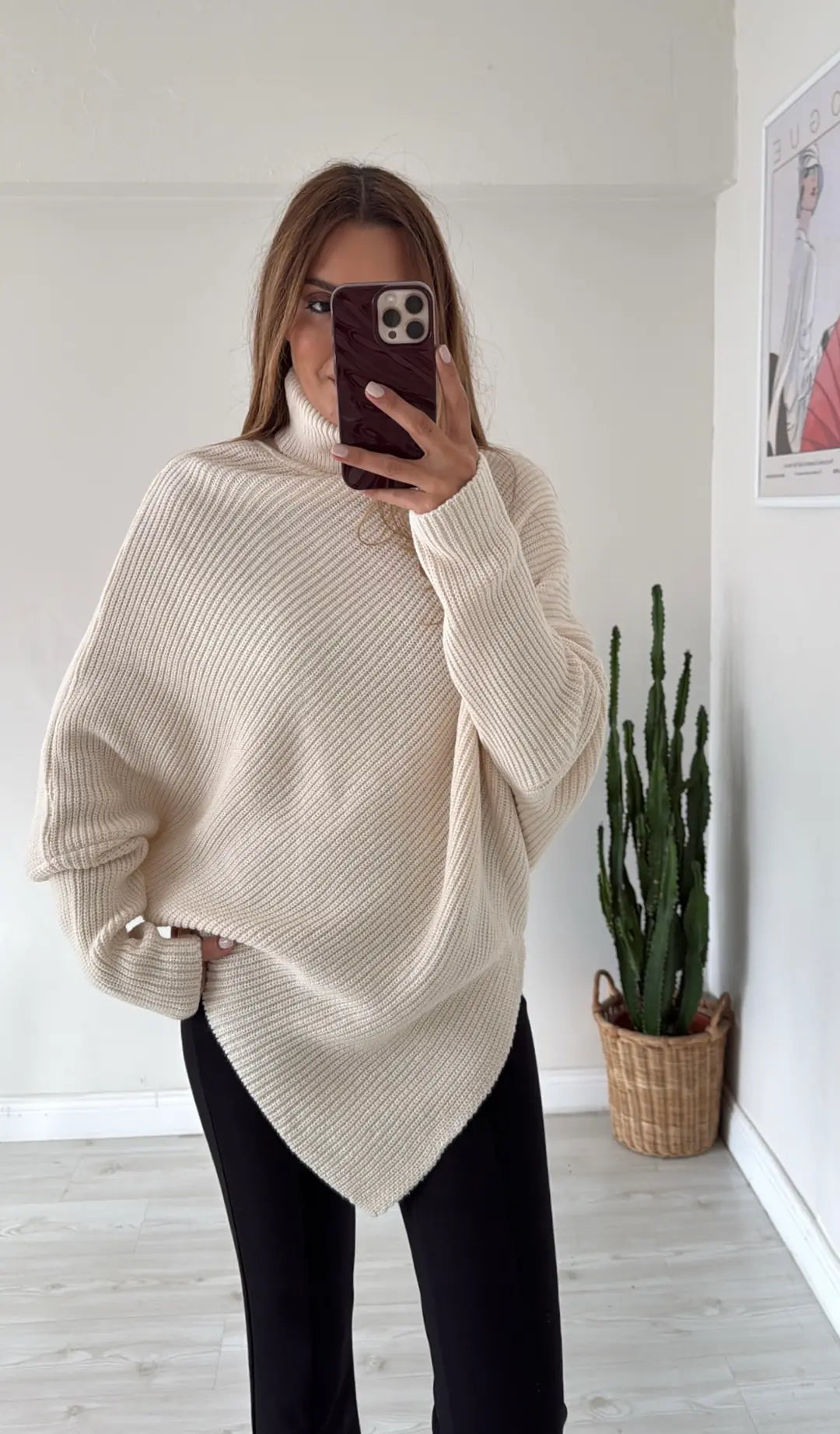 Belted wool high-neck