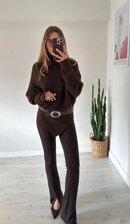 Belted wool high-neck