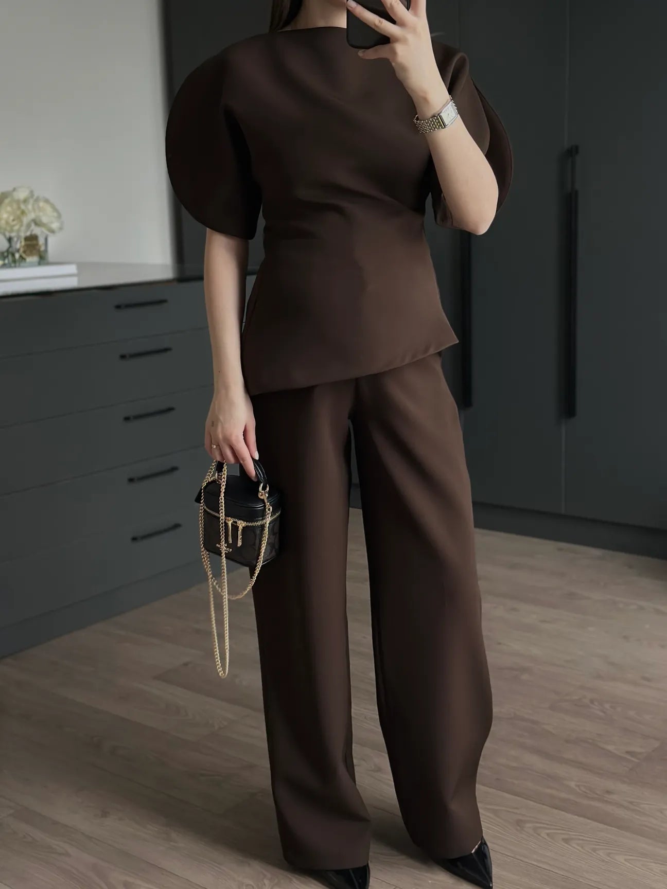 ASYMMETRICAL CUT BALLOON SLEEVE PREMIUM SET-BROWN