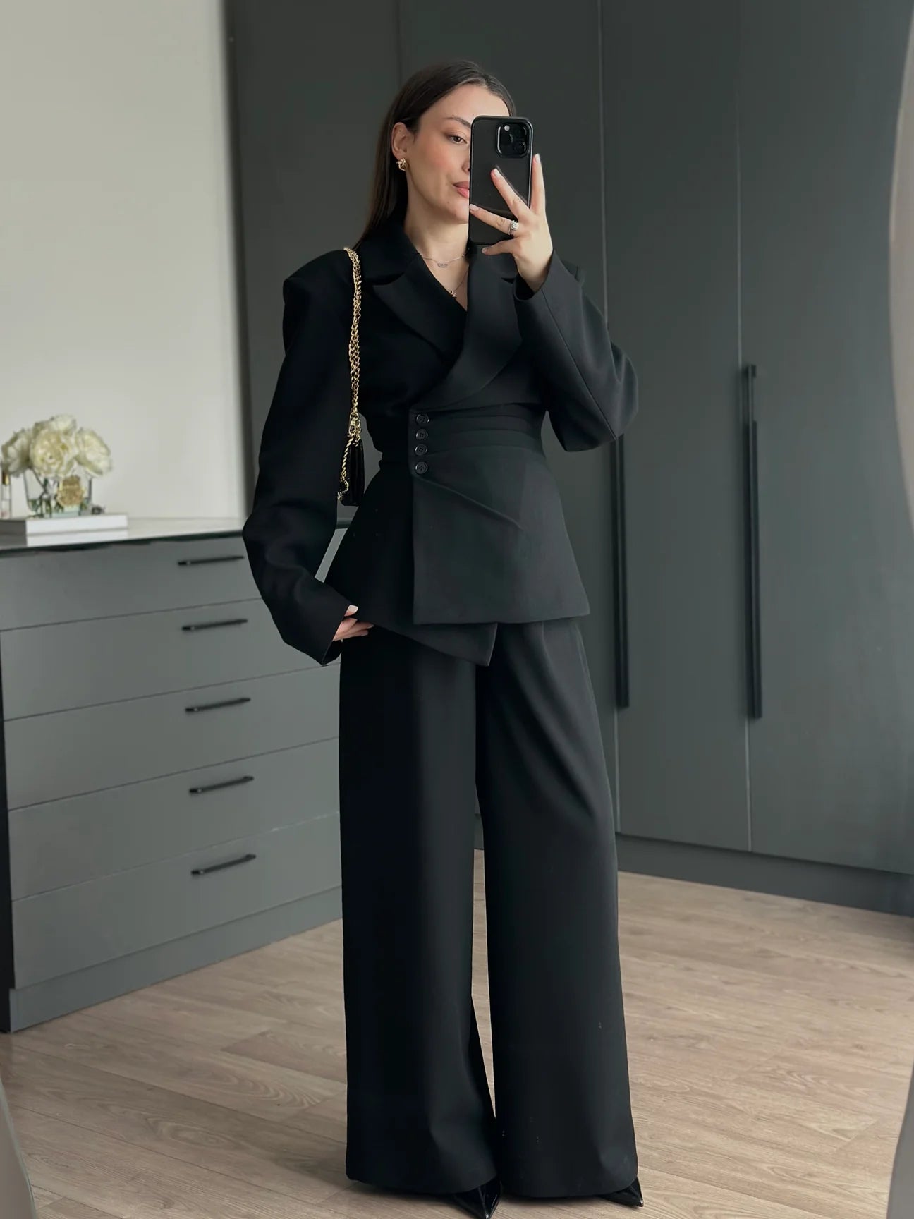 Black 4 side buttons suit