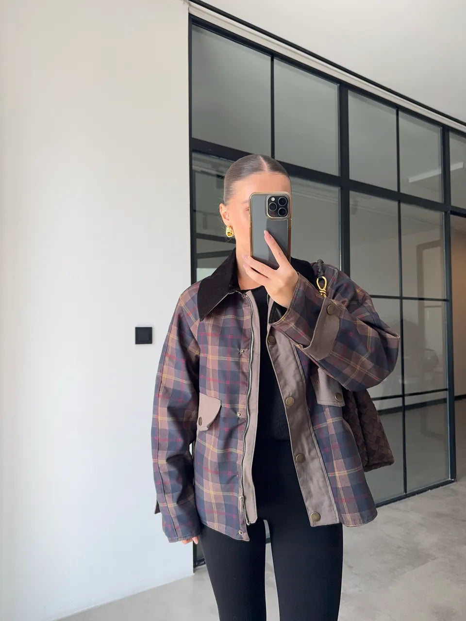 Checked waterproof jacket with courdroy collar