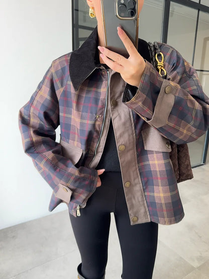 Checked waterproof jacket with courdroy collar