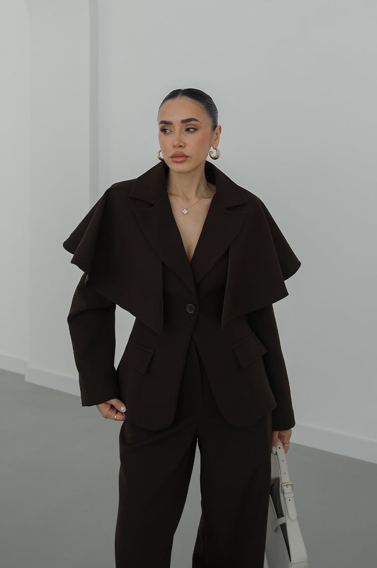 Jacket with removable cape suit - brown