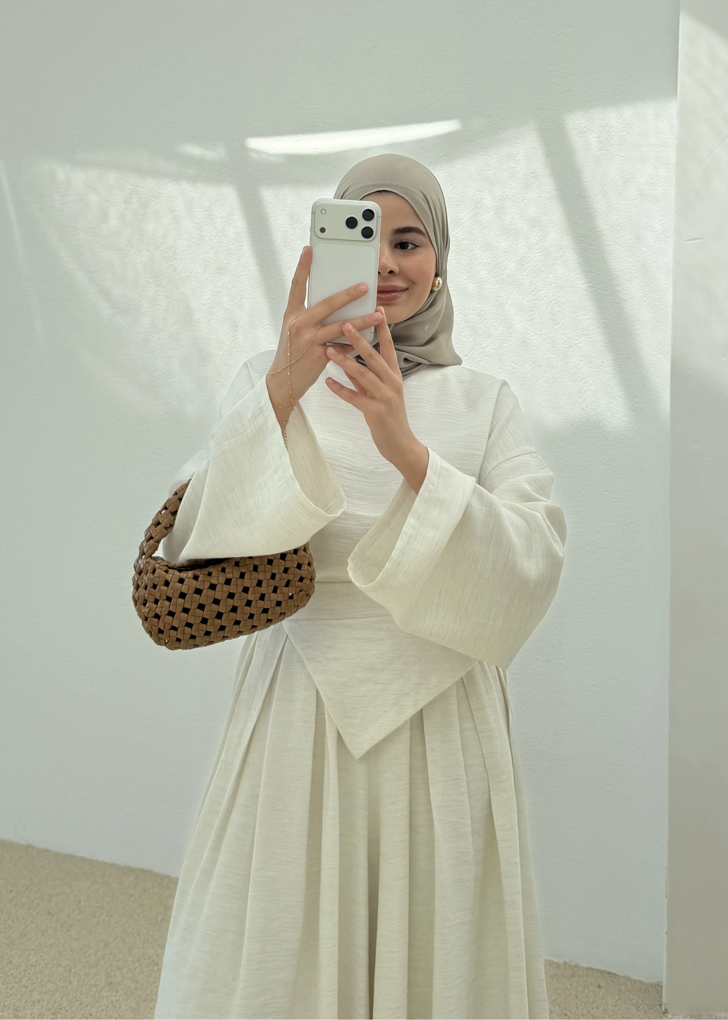Wide sleeve blouse with Wide-leg trouser with Asymmetric attached Linen Suit