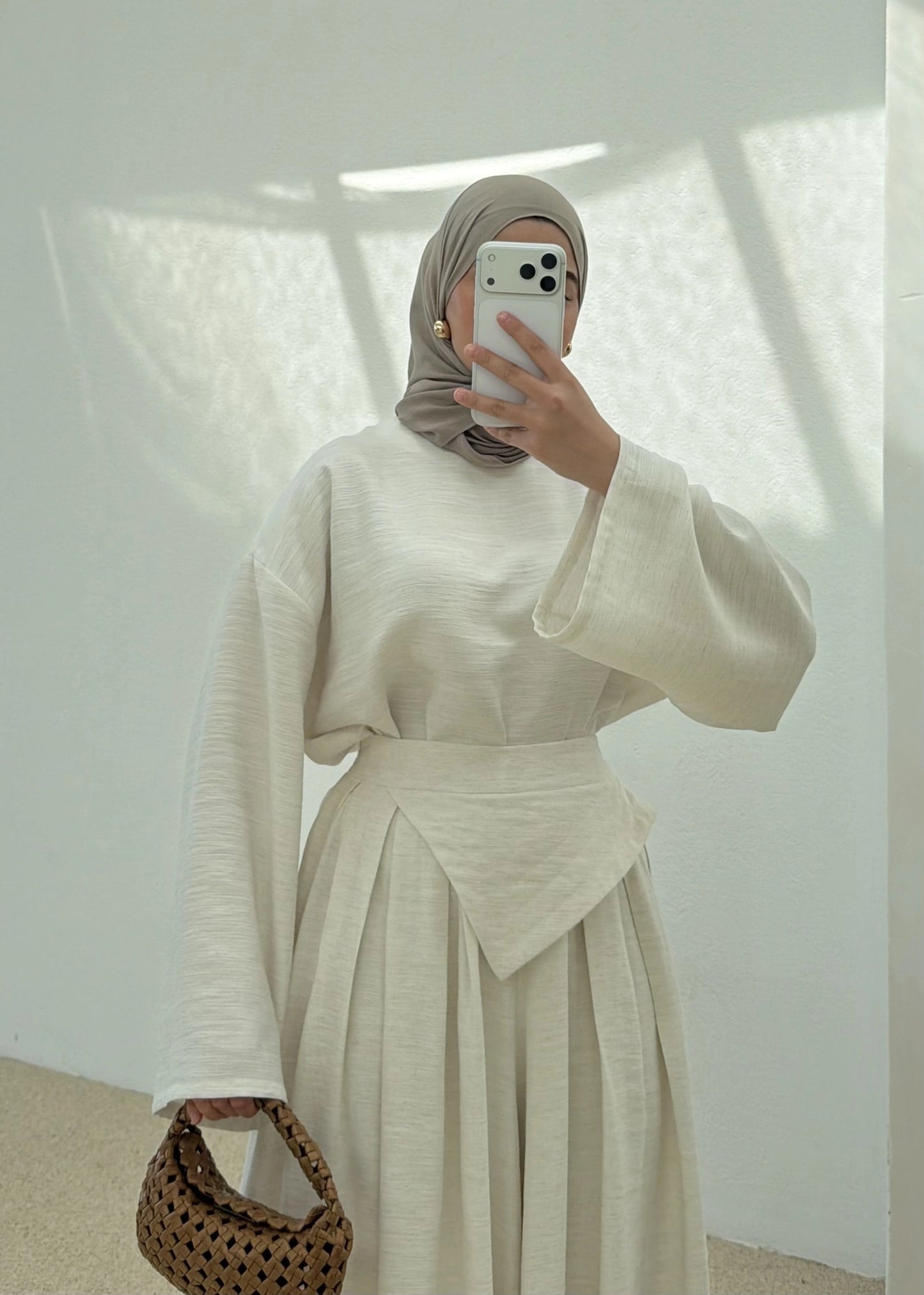 Wide sleeve blouse with Wide-leg trouser with Asymmetric attached Linen Suit