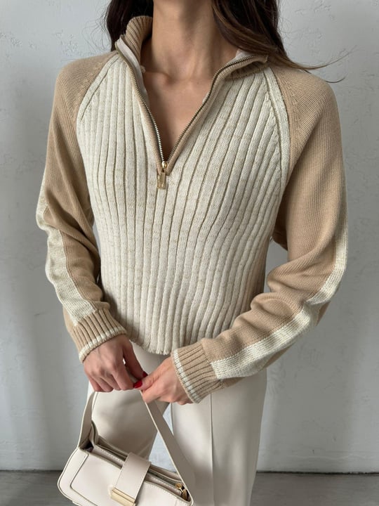 Half Zipper Knitted blouse