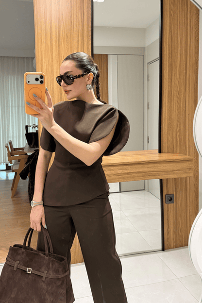 ASYMMETRICAL CUT BALLOON SLEEVE PREMIUM SET-BROWN