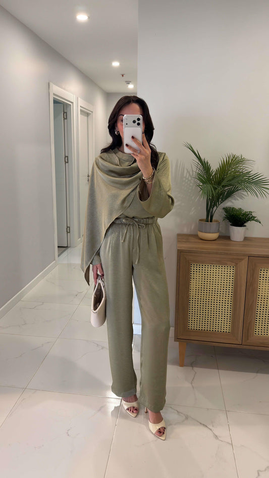 Miossa green Satin Shawl Blouse and Pants Set