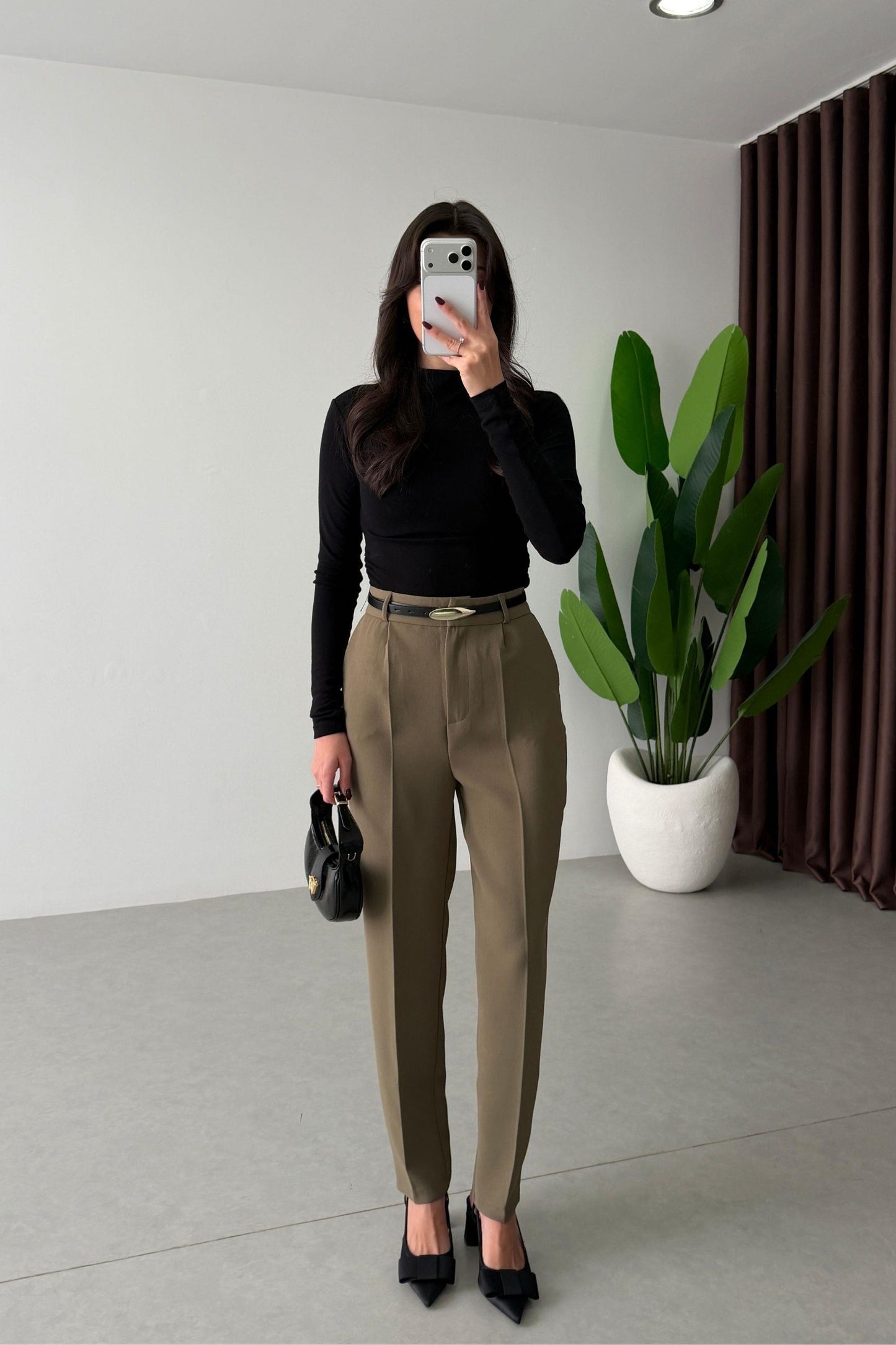 Mora Khaki Crepe Fabric Belted Carrot Pants