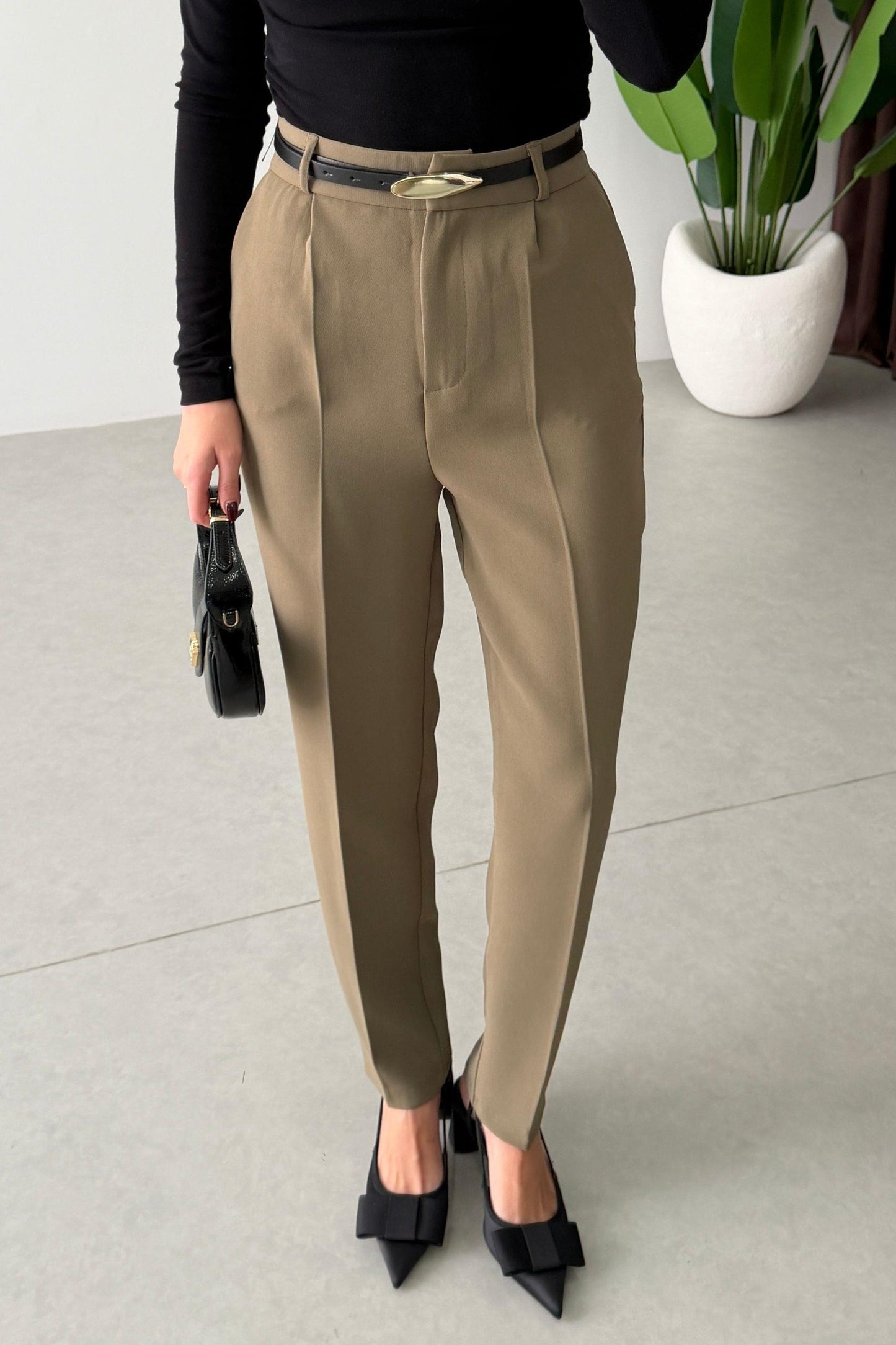 Mora Khaki Crepe Fabric Belted Carrot Pants