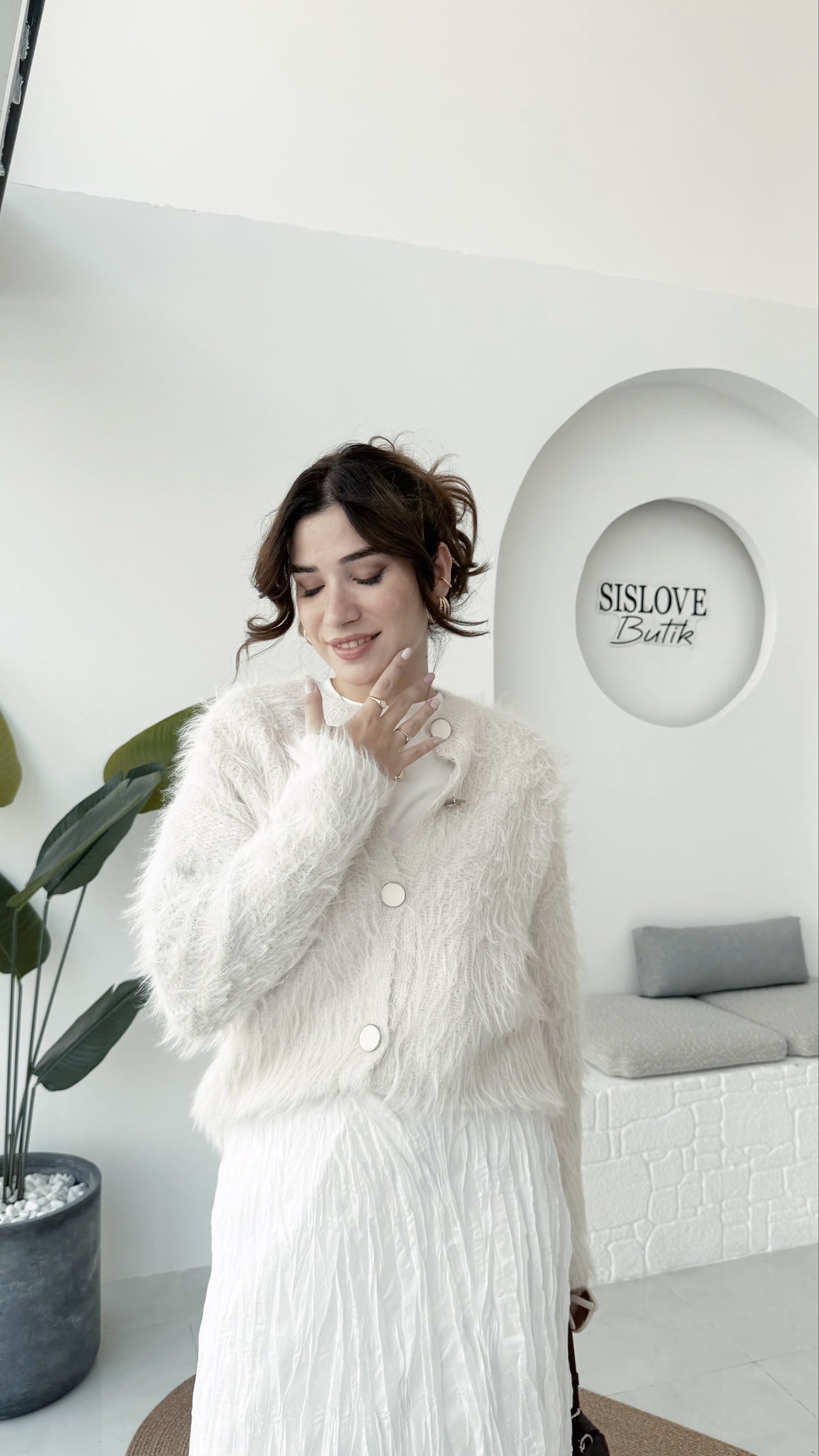 Mohair Cardigan (white)