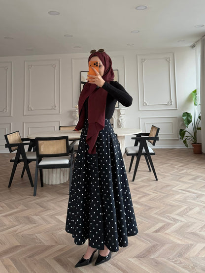 Polka dot maxi skirt- black