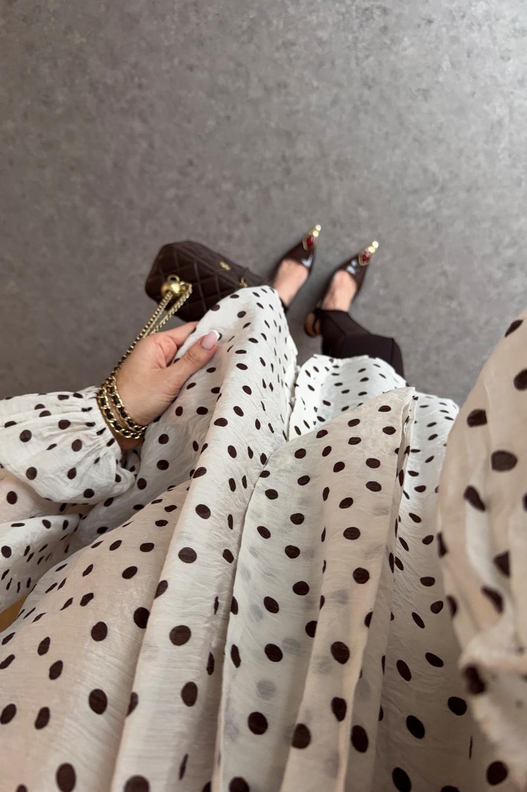 Polka dots patterned shirt with tie