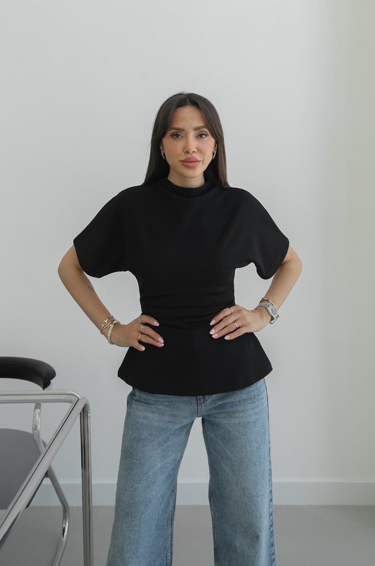 Black Muvvin T-shirt with Draped Sides -black