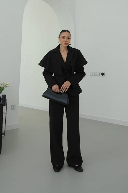 Jacket with removable cape suit -black