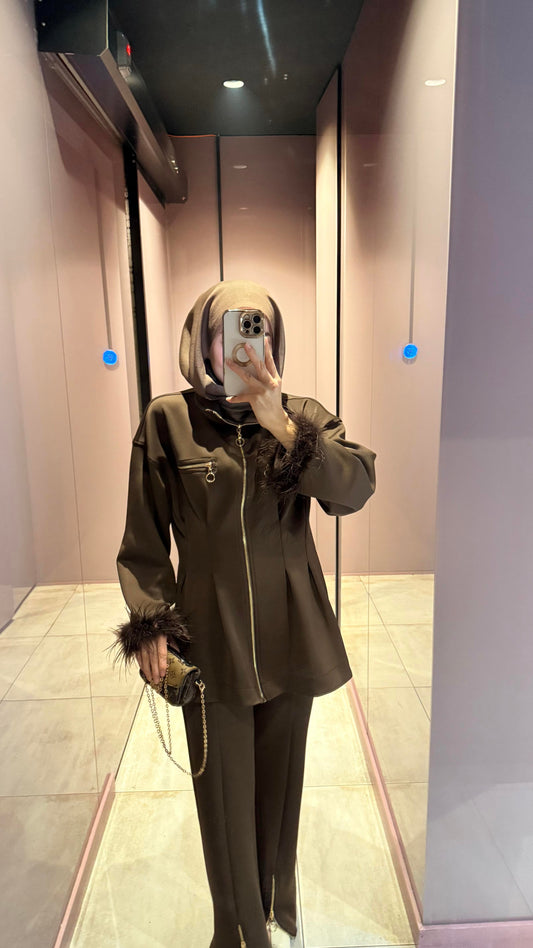 Design Cindy Team Brown with fur details